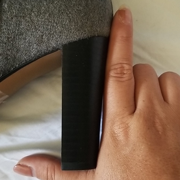 Clark's booties - Picture 7 of 8